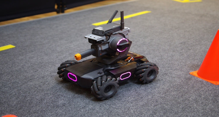 DJI introduceert op afstand bestuurbaar voertuig RoboMaster S1