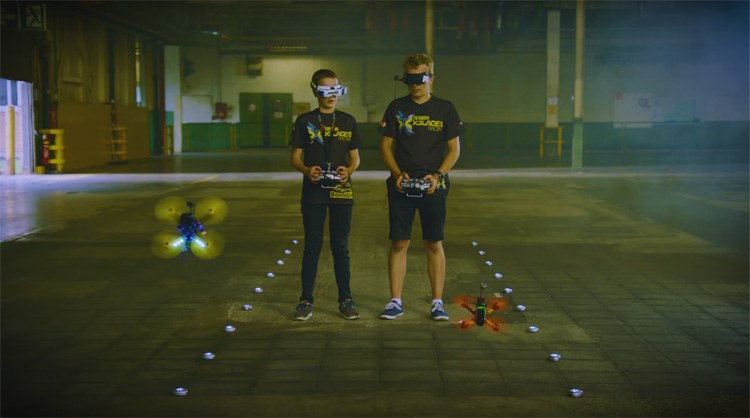 Dronekhana one video van Ford met FPV racers Dronekhana one video van Ford met FPV racers