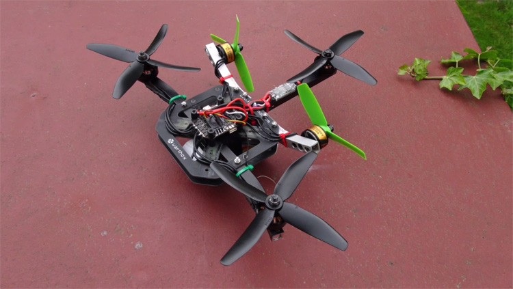 Flyduino - Pentacopter (3+2)